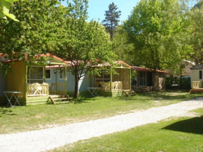 Отель Camping Frédéric Mistral  Кастеллан